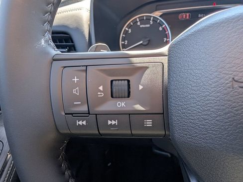 New 2026 Nissan Rogue SV AWD/4WD image 28