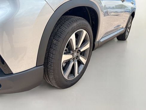 Used 2024 Honda Pilot Elite image 34