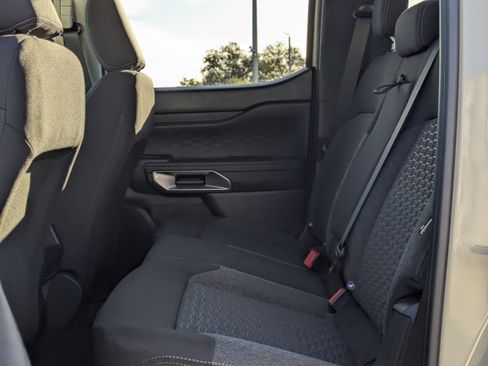 New 2025 Ford Ranger XLT w/ FX4 Off-Road Package image 15