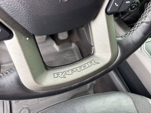 Used 2019 Ford F150 Raptor w/ Equipment Group 802A Luxury AWD/4WD image 22