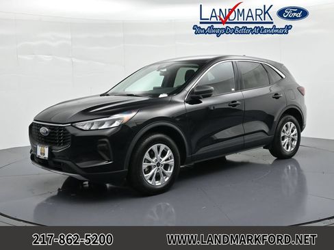 Used 2024 Ford Escape Active AWD/4WD image 1