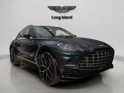 New 2026 Aston Martin DBX 707 image 3