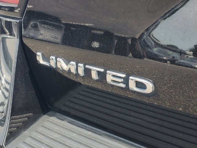 Used 2020 Ford Expedition Limited w/ Equipment Group 301A AWD/4WD image 6