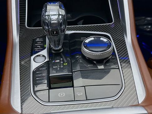 Used 2021 BMW X6 M50i w/ Executive Package image 17