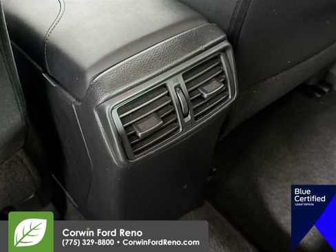 Used 2017 Nissan Rogue SV AWD/4WD image 28