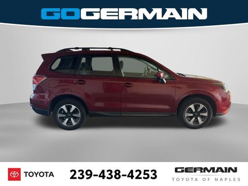 Used 2018 Subaru Forester 2.5i Premium w/ All-Weather Package image 10