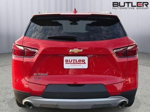 Used 2021 Chevrolet Blazer LT FWD image 5