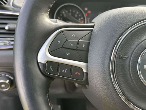 Used 2019 Jeep Compass Limited image 21