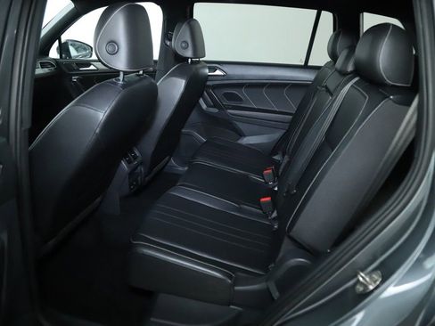 Used 2023 Volkswagen Tiguan SE R-Line FWD image 15