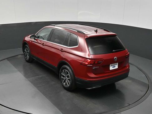 Used 2019 Volkswagen Tiguan SE image 19