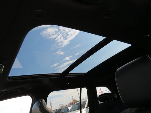 New 2025 Jeep Grand Cherokee Summit w/ Obsidian Package image 20