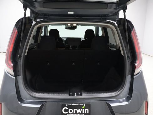 Used 2024 Kia Soul LX w/ Option Group 015 image 4