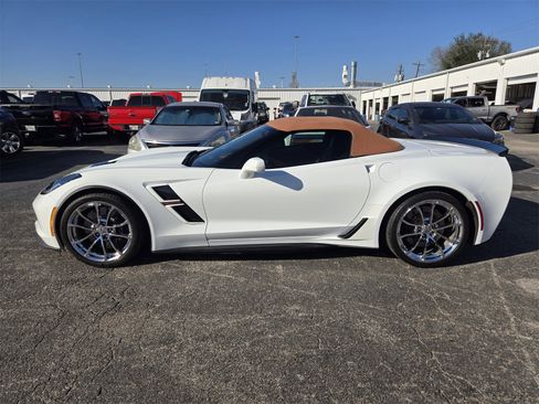 Used 2019 Chevrolet Corvette Grand Sport image 5