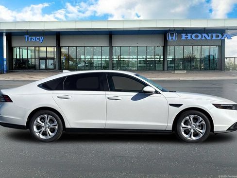 New 2026 Honda Accord LX image 4