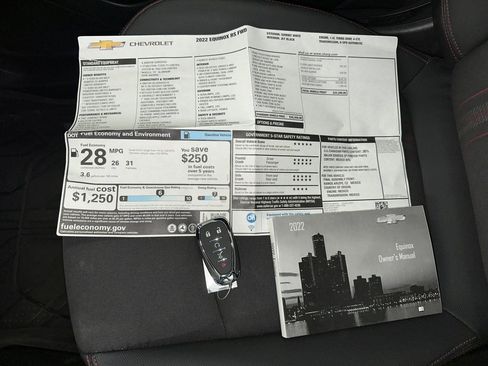 Certified 2022 Chevrolet Equinox RS w/ LPO, Floor Liner Package image 4