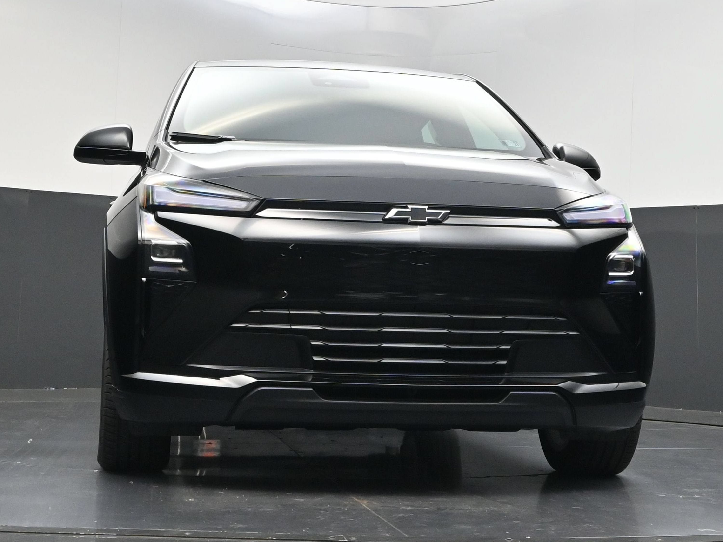 New 2027 Chevrolet Bolt LT w/ Comfort Package FWD image 36