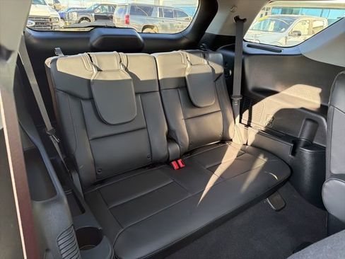 Used 2023 Ford Explorer XLT w/ Equipment Group 202A image 13