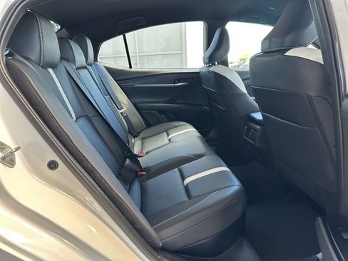 Certified 2025 Toyota Camry SE w/ Convenience Package FWD image 16