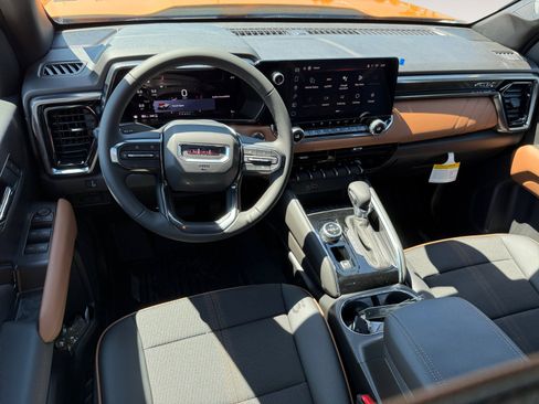 New 2026 GMC Canyon AT4 image 15