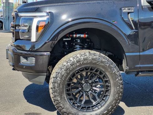 Used 2025 Ford F150 Lariat w/ Equipment Group 502A High AWD/4WD image 10