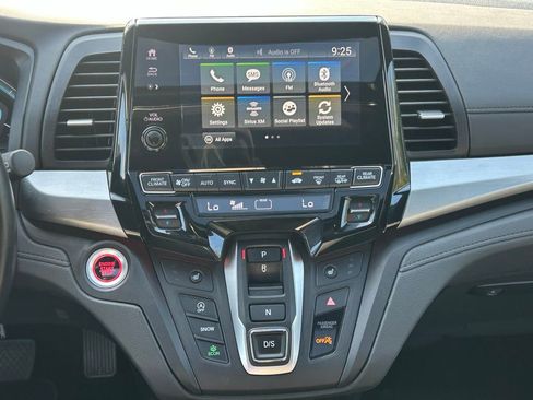 Used 2024 Honda Odyssey Sport image 17