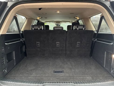 Used 2024 Ford Expedition Max XLT image 23