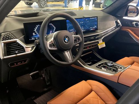 New 2026 BMW X7 xDrive40i image 8