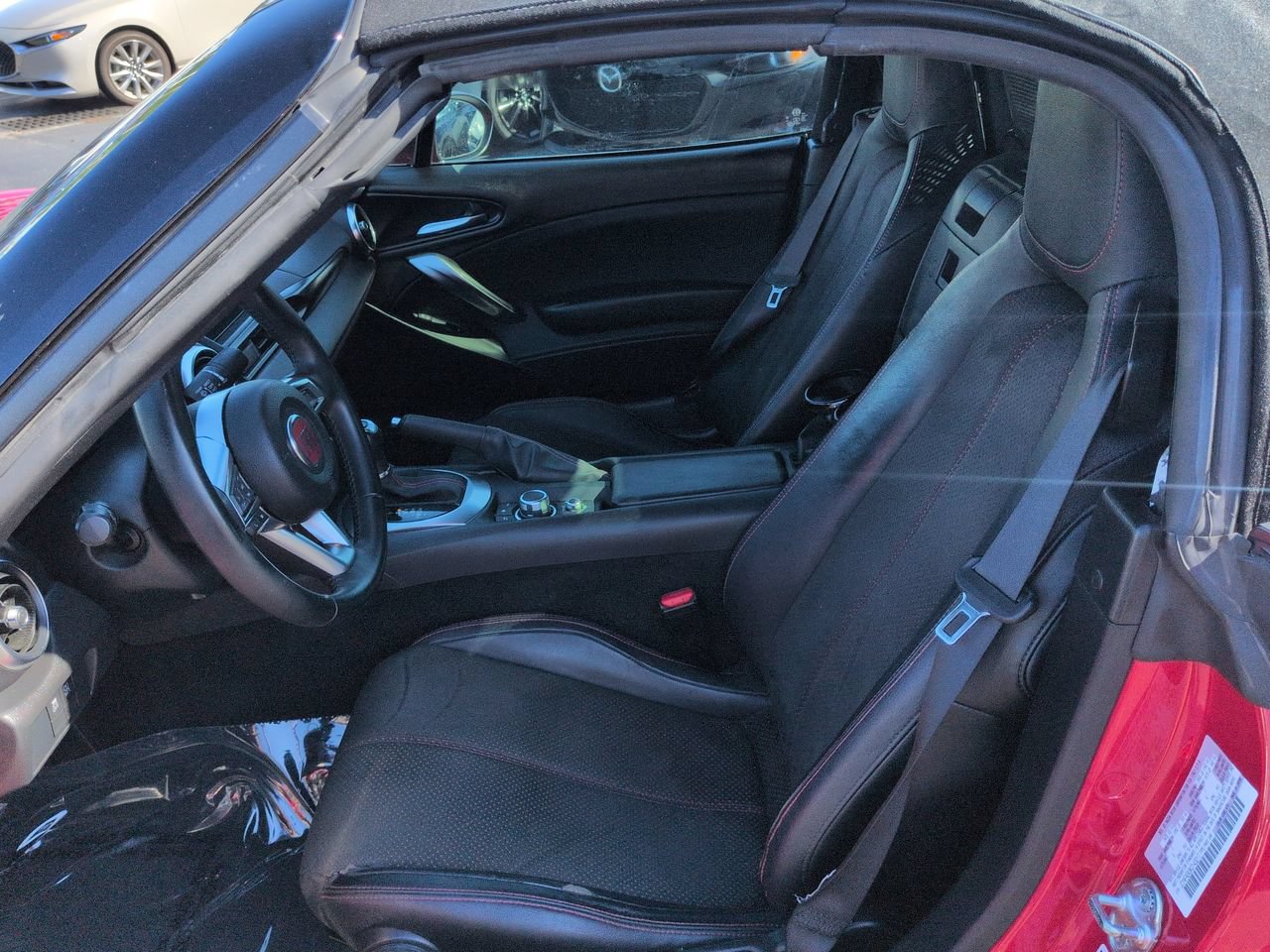 Used 2019 FIAT 124 Spider RWD image 13