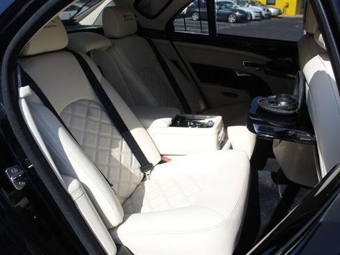 Used 2013 Bentley Mulsanne RWD image 30