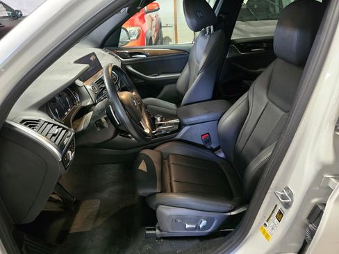Used 2019 BMW X3 sDrive30i w/ Driving Assistance Package image 11