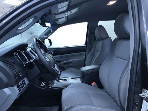 Used 2013 Toyota Tacoma 4x4 Double Cab image 12