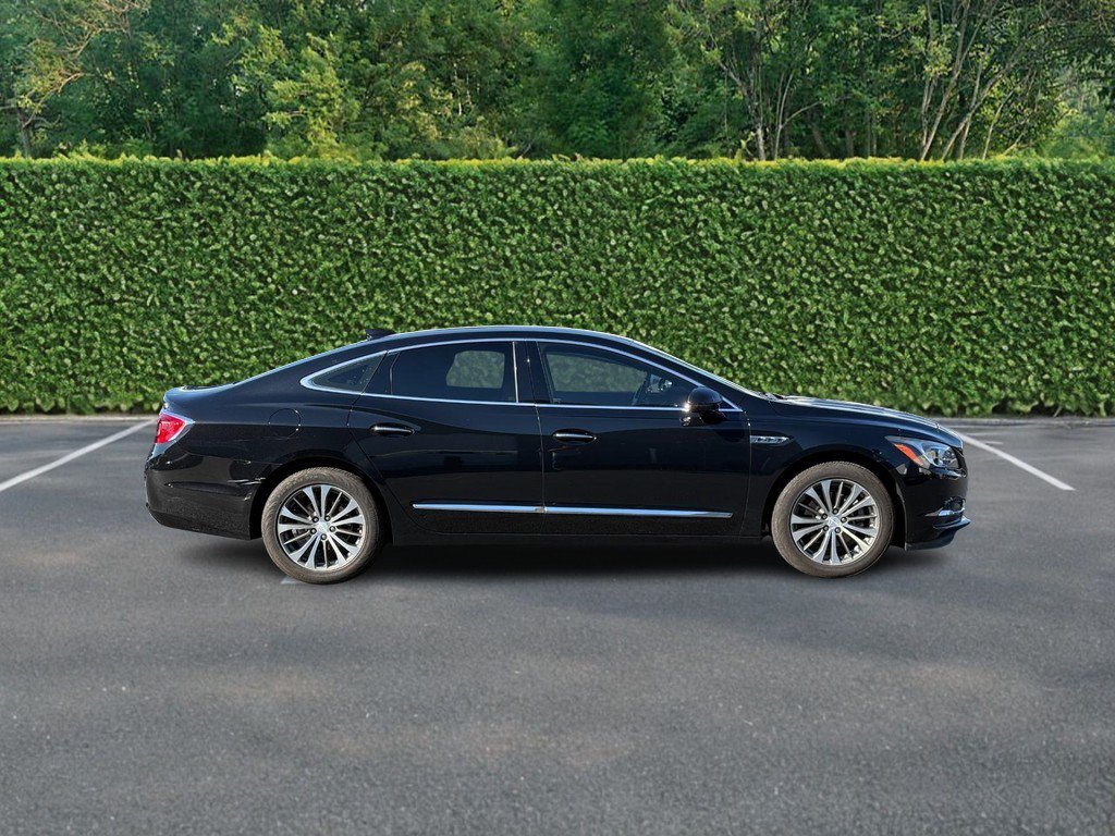 Used 2017 Buick LaCrosse Preferred FWD image 2