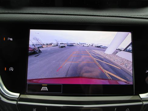 Used 2025 Cadillac XT6 Premium Luxury image 29