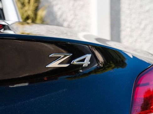 Used 2012 BMW Z4 sDrive35is image 26
