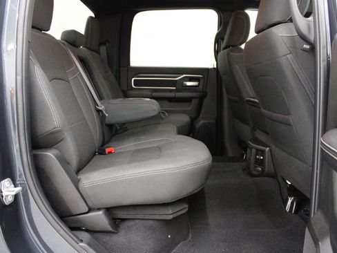 Used 2025 RAM 2500 Big Horn AWD/4WD image 11