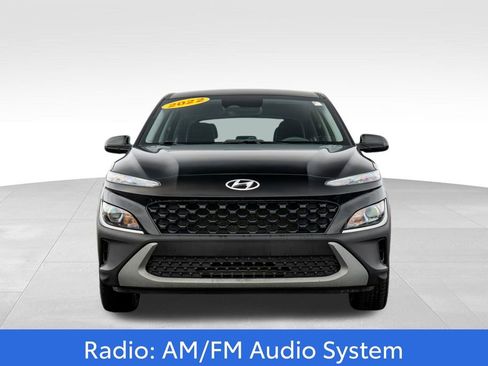 Used 2022 Hyundai Kona SE image 2