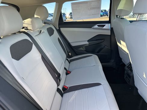 New 2026 Volkswagen Taos SE AWD/4WD image 26