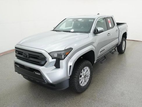 New 2026 Toyota Tacoma SR5 image 3