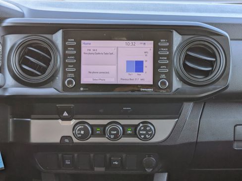 Used 2021 Toyota Tacoma SR w/ SR Convenience Package image 18