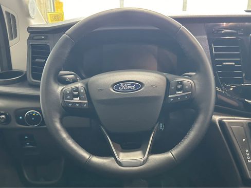 Used 2026 Ford Transit 350 XLT image 11