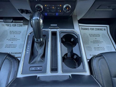 Used 2018 Ford F150 Lariat w/ Equipment Group 502A Luxury AWD/4WD image 18