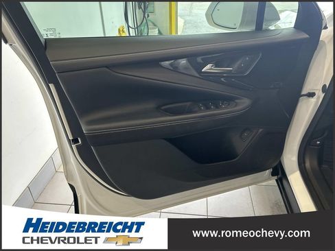 Used 2024 Chevrolet Blazer EV LT AWD/4WD image 10