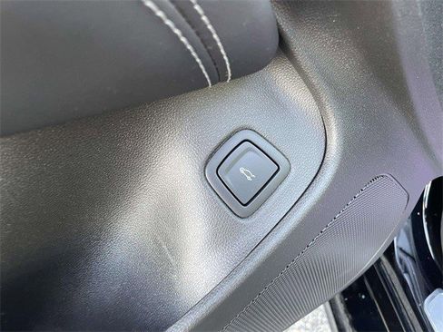 Certified 2023 Cadillac CT4 Luxury w/ Sun And Sound Package image 24