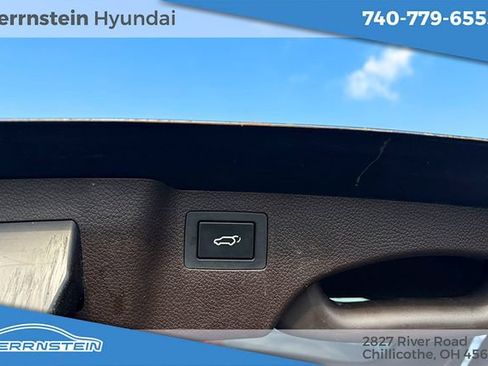 Used 2017 Hyundai Santa Fe Sport w/ 2.0T Ultimate Tech Package 05 AWD/4WD image 29