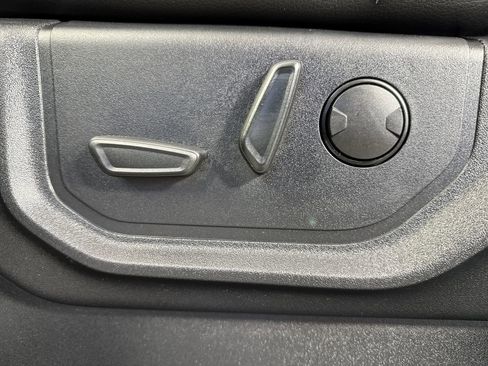 Used 2019 Ford F150 Lariat image 21