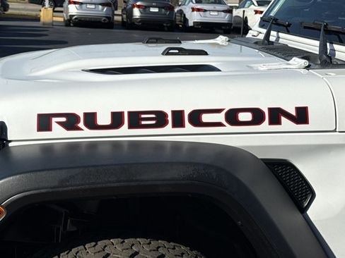 Used 2021 Jeep Wrangler Unlimited Rubicon image 12