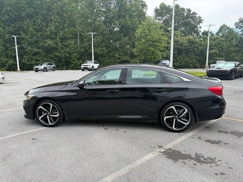 Used 2021 Honda Accord Sport image 4