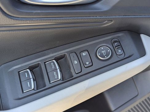 New 2025 Honda Accord LX image 13