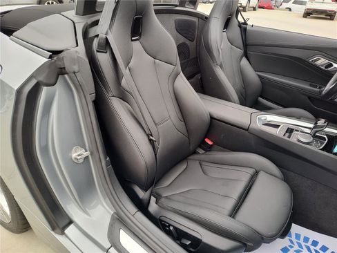 Certified 2025 BMW Z4 sDrive30i image 22