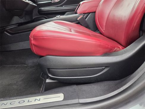 Used 2023 Lincoln Corsair Reserve w/ Equipment Group 201A image 26